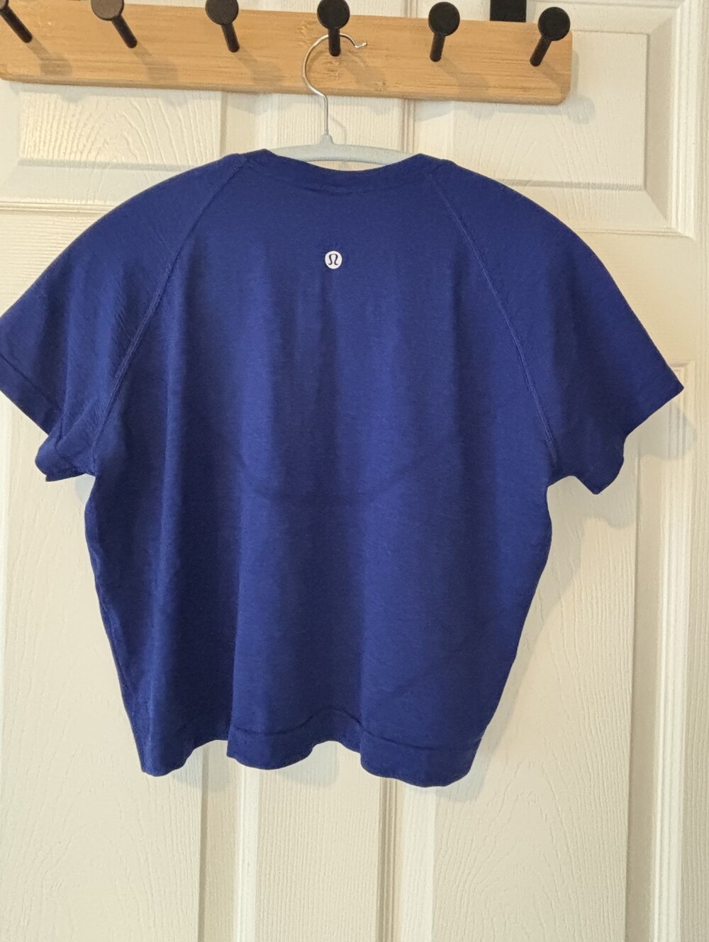 NWOT Lululemon Swiftly Tech Cropped Tee Size 10 - Picture 3 of 3